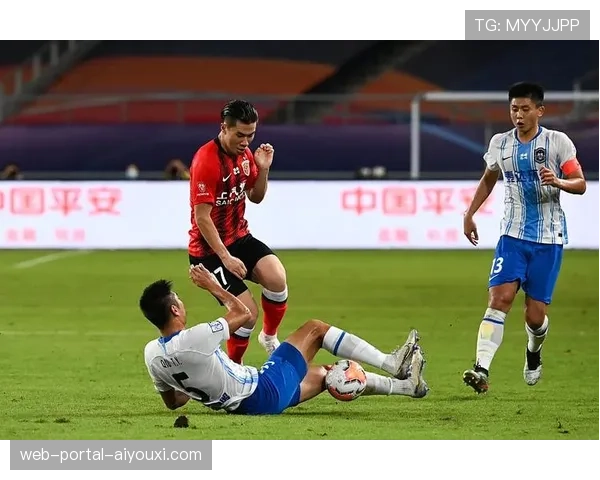 飞翼队核心后卫阿丽莎·格雷确认将接受手腕手术,无限期缺阵 飞翼队核心后卫阿丽莎·格雷确认将接受手腕手术,无限期缺阵